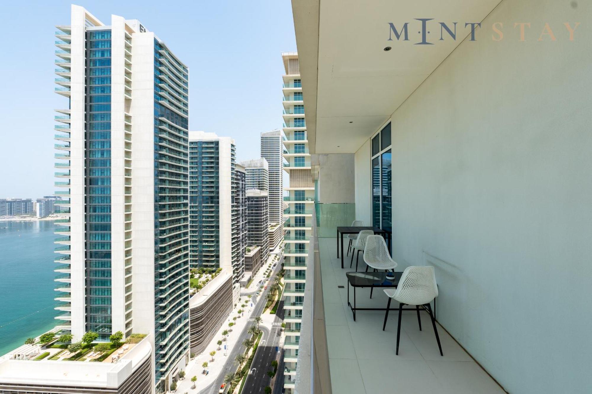 Sunrise Bay, Emaar Beachfront Dubai Harbour - Mint Stay Exterior photo